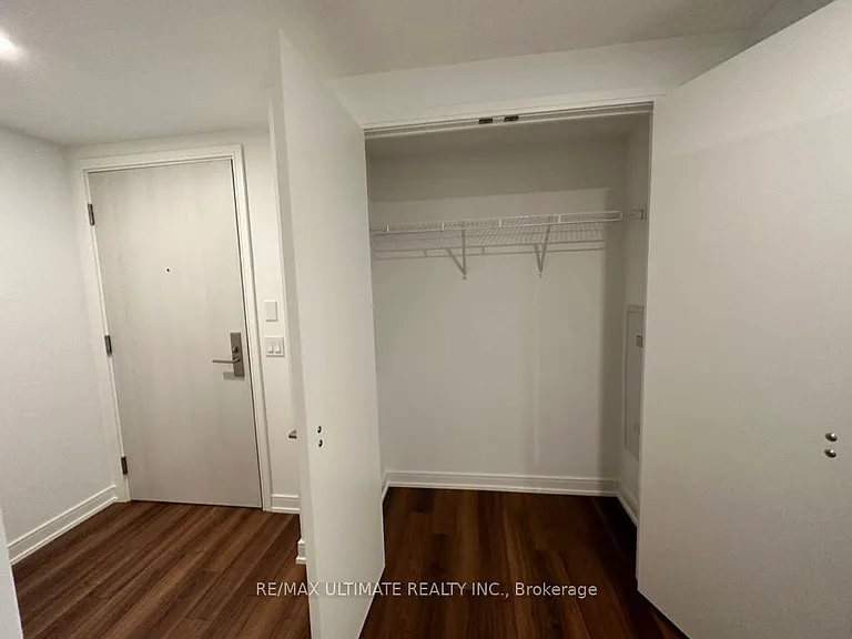 30 Samuel Wood Way #1902 — Photo 9