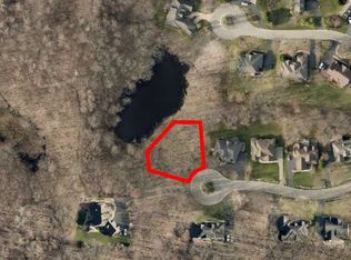 9924 Kingston Rdg, Clarkston, MI 48348