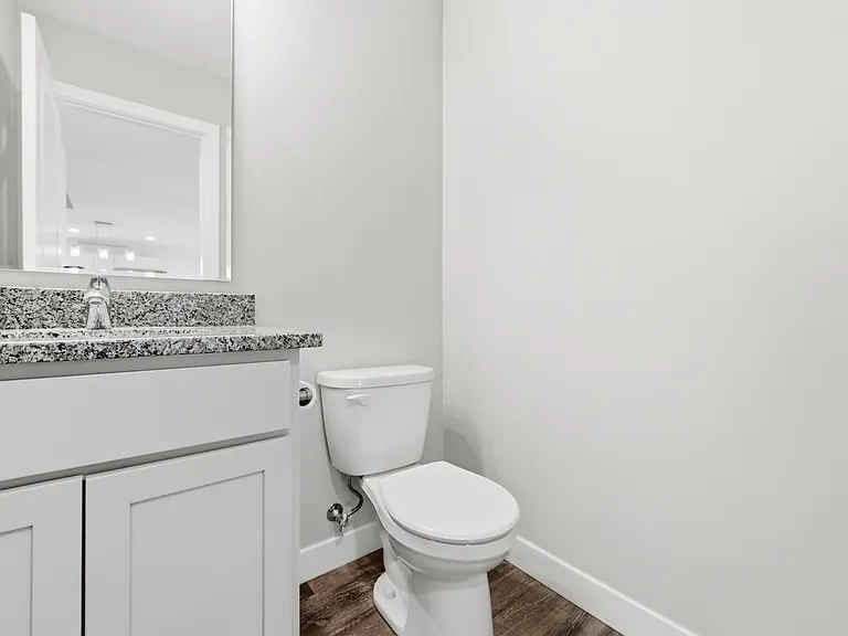 Main upper bedroom bath.