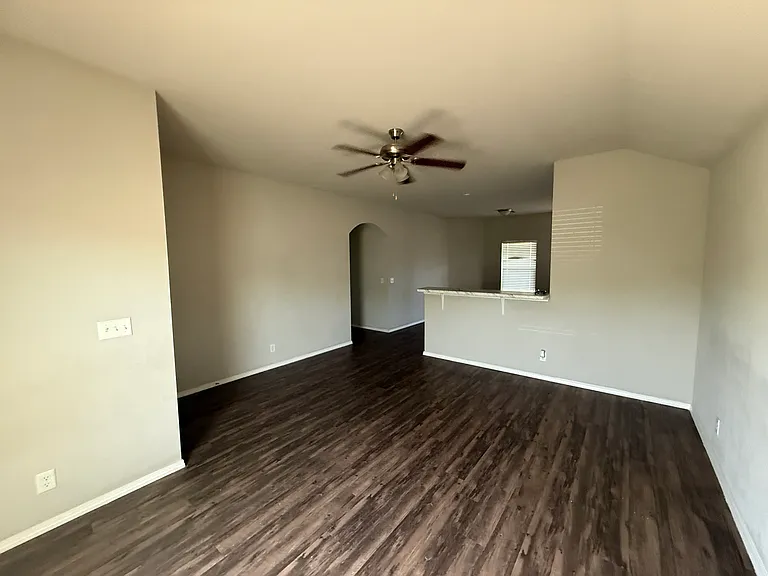 2800 E Quincy St — Photo 3