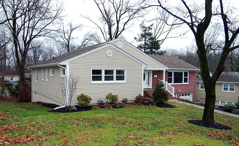 1st image of 12 Korwel Cir