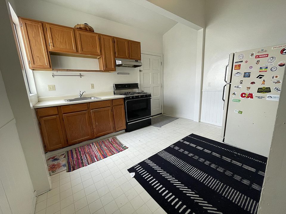 1st image of 438 Clement St #C