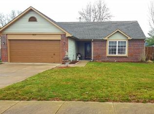 917 Moonlight Ct, Mooresville, IN