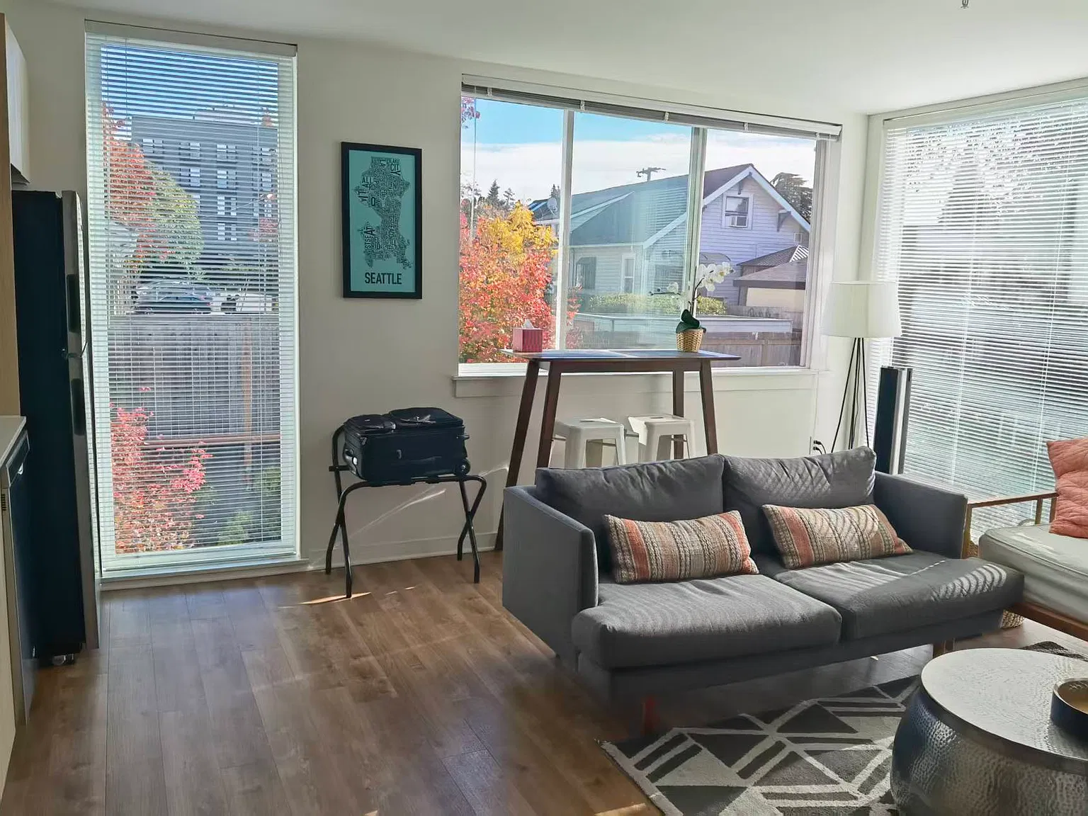 1 bed, 606 sqft, $2,600 — Photo 2