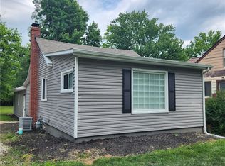 19520 Drake Rd, Strongsville, OH 44149