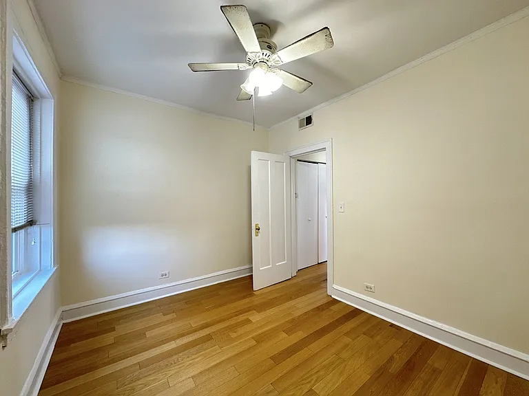 3533 W Fullerton Ave #4 — Photo 19