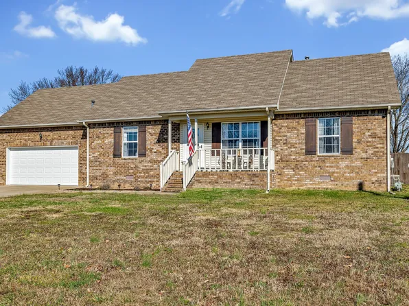 3040 Derby Town Dr, Greenbrier, TN 37073