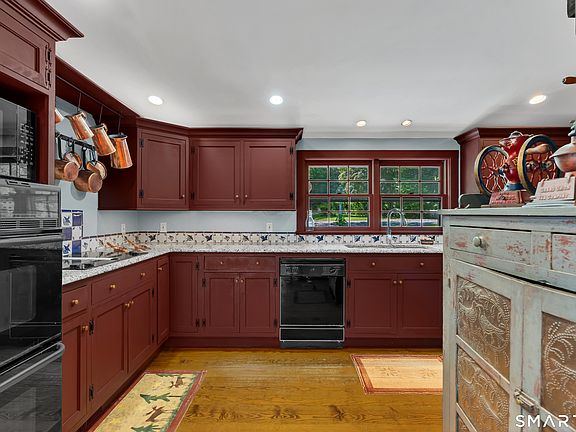 3rd image of 369 Saybrook Road