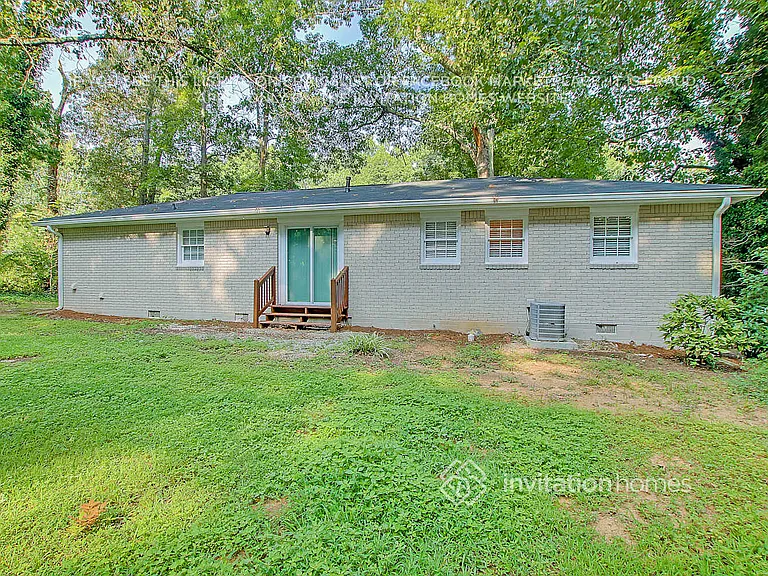 7110 Carolyn Cir — Photo 24