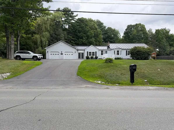 93 Norridgewock Ave, Skowhegan, ME 04976