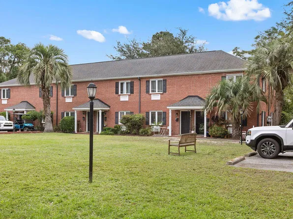 21 Hester St APT 11, Charleston, SC 29403