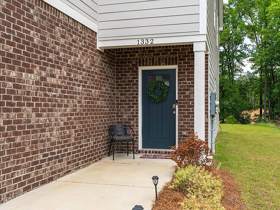 4th image of 1332 Chelsea Park Trl