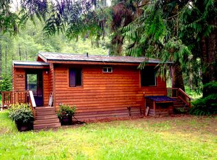 31718 Rivershore Ln, Granite Falls, WA 98252