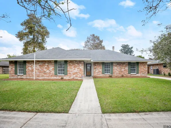 9825 Dwyerwood Ave, Baton Rouge, LA 70809