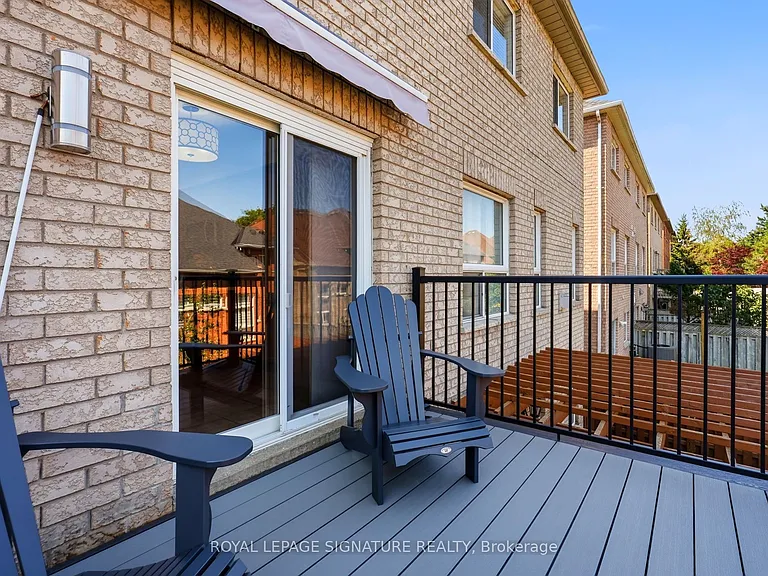 36 Moorefield Dr — Photo 12