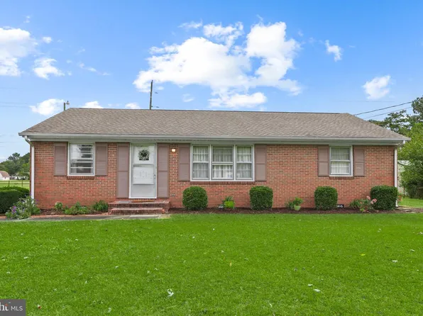 325 Calvin Dr, Salisbury, MD 21804
