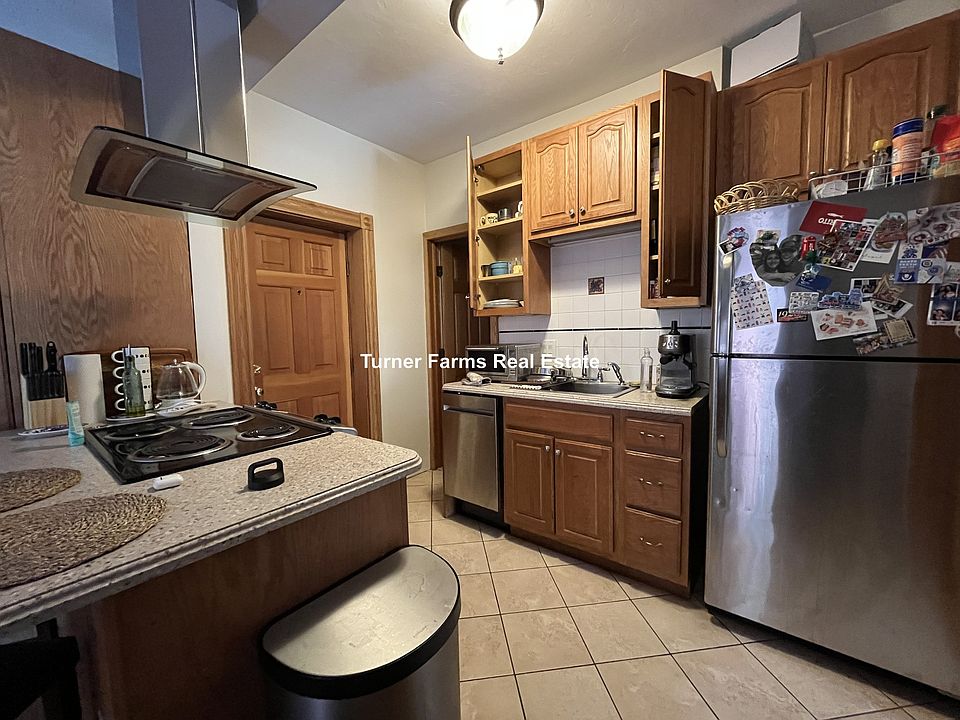 1st image of 97 Myrtle St #2A