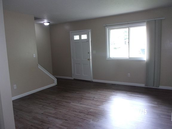 2nd image of 1247 Overbrook Dr