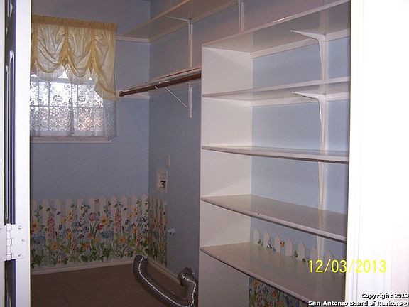 5th image of 11531 Roseview