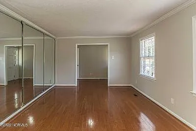 306 Forest Dr — Photo 4