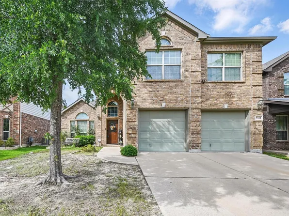 5724 Diamond Valley Dr, Fort Worth, TX 76179