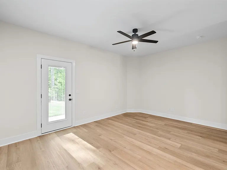 217 Cave St #5-7 — Photo 11