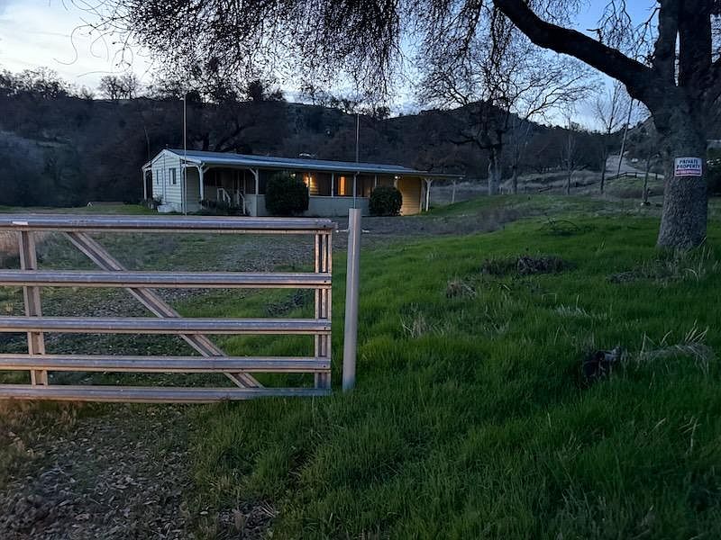 38277 Squaw Valley Rd, Squaw Valley, CA 93675 MLS 607133 Zillow