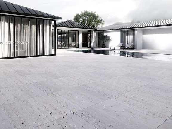 5th image of 409 De Leon Dr