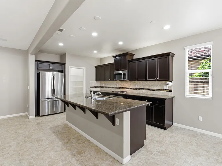 3569 Flint Ave — Photo 8