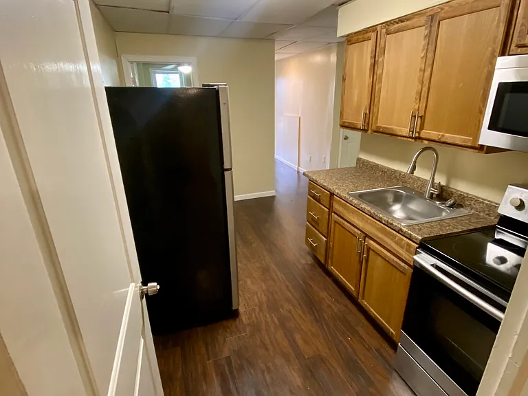 6043 Wister St #1F — Photo 9