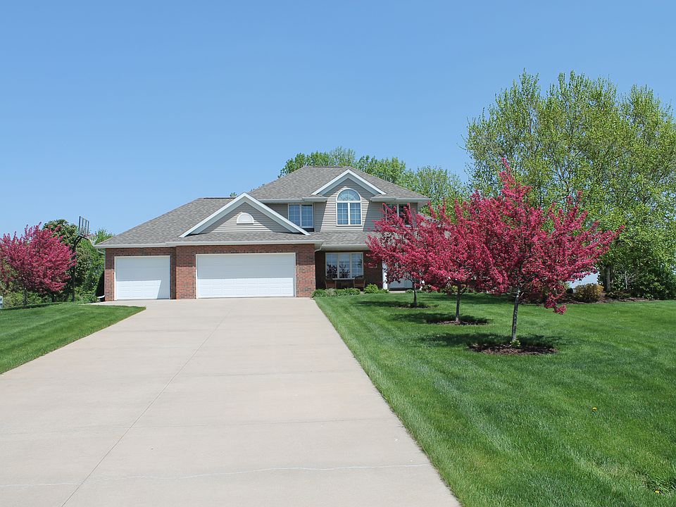 17129 Meadowlark Dr, Peosta, IA 52068 Zillow