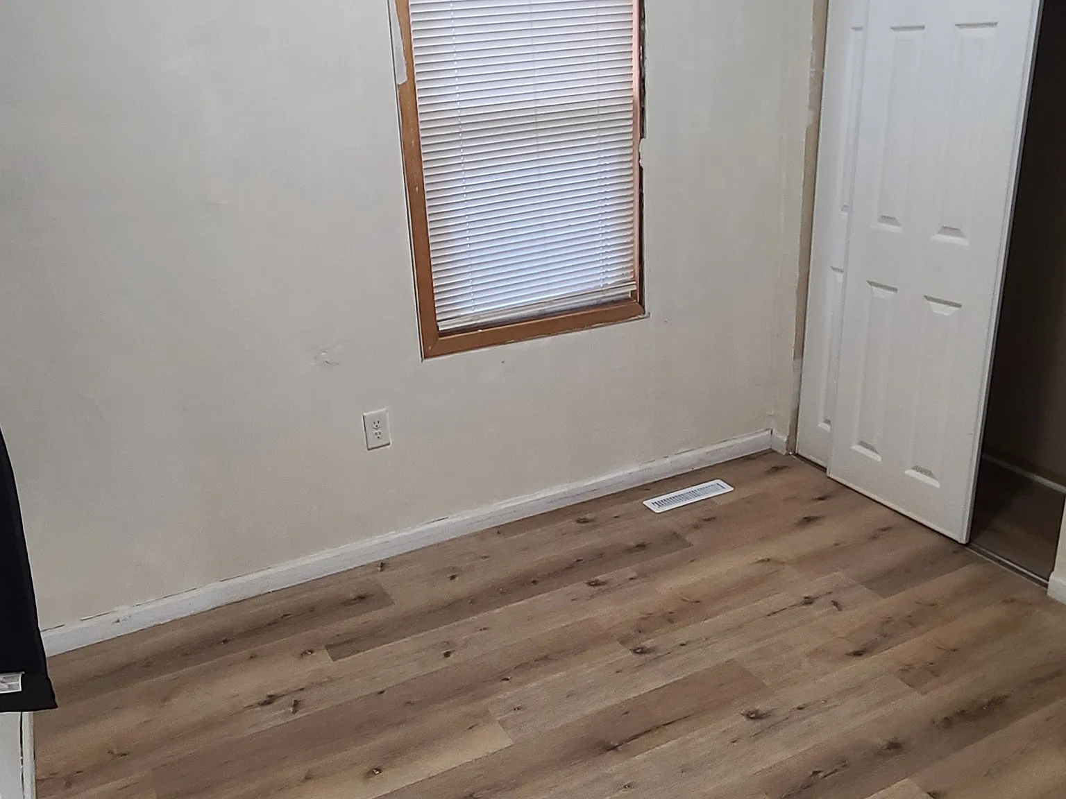 933 Woodbridge St — Photo 2