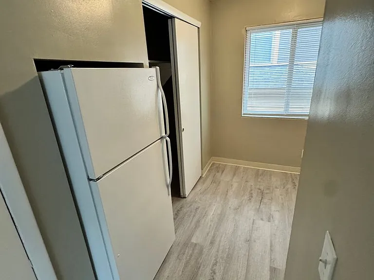2320 N. 4th Street — Photo 9