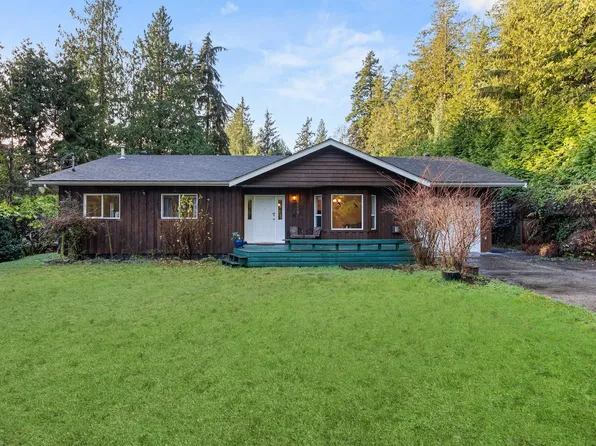 1559 Park Ave, Sunshine Coast, BC V0N 2W2