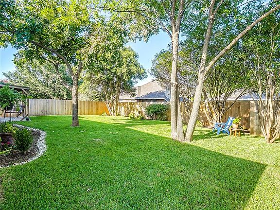 5th image of 6608 High Brook Dr