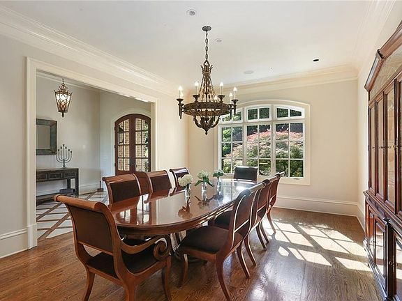 5th image of 510 Rivercliff Trce