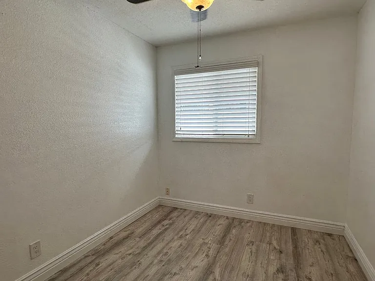 95-631 Lawena St — Photo 14