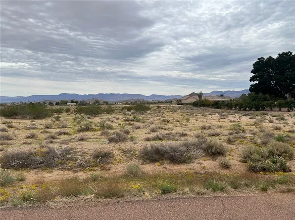 7633 E Chuckawalla Drive, Kingman, AZ 86401