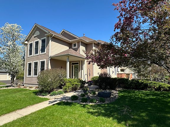 2nd image of 1025 Legend Blvd