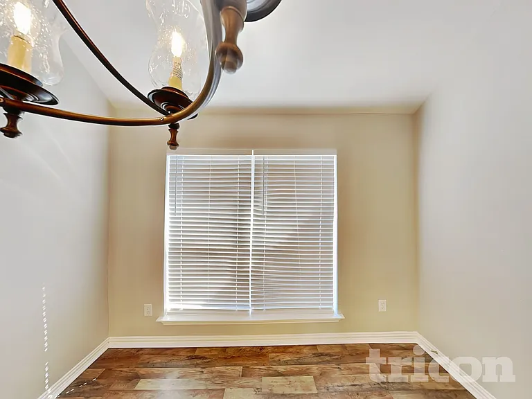 605 Columbia Ave — Photo 5