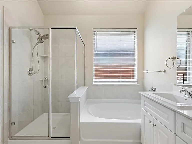 3916 Ford Dr — Photo 17