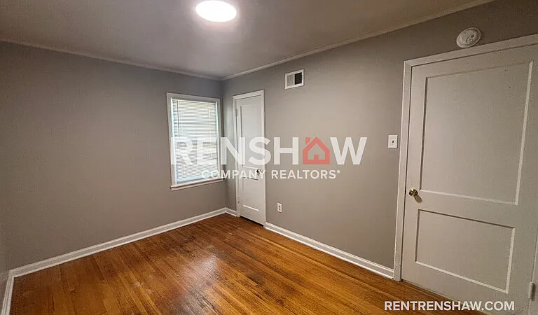 4667 Violet Ave — Photo 9