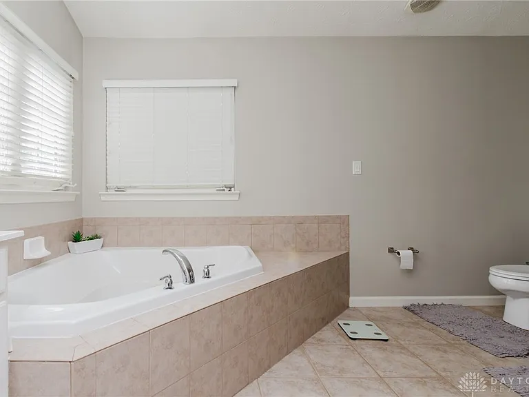 9656 Olde Georgetown Way — Photo 25
