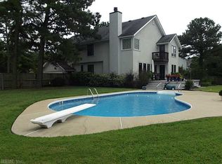 800 Los Colonis Dr, Virginia Beach, VA 23456