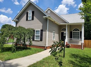 10023 Crystal Lake Ave, Glen Allen, VA 23059