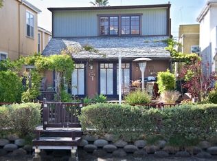 217 Linnie Canal, Venice, CA 90291