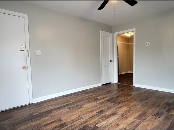 Fairborn - 219-237 East Xenia