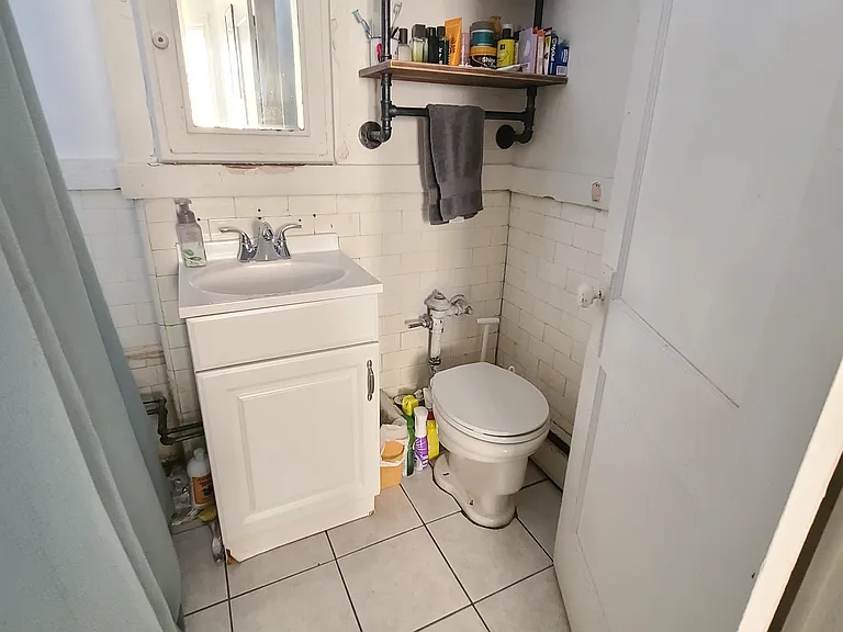 1840 Commonwealth Ave #5 — Photo 2