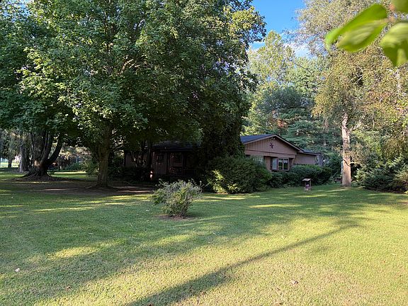 3rd image of 8830 Zion Rd