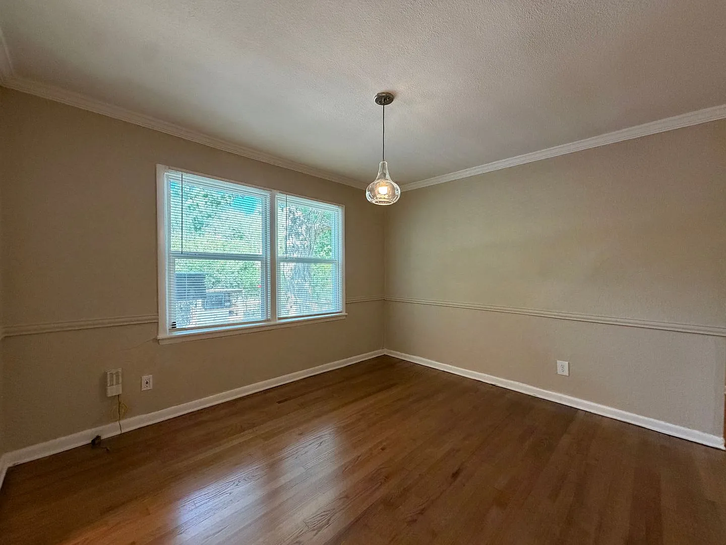Available Now Spacious 3 Bedroom 2 Bath Home In Sw Fort Worth — Photo 4